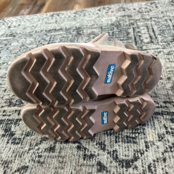 Native Kids Sneakers in Cream and Tan - Picture 3 of 5